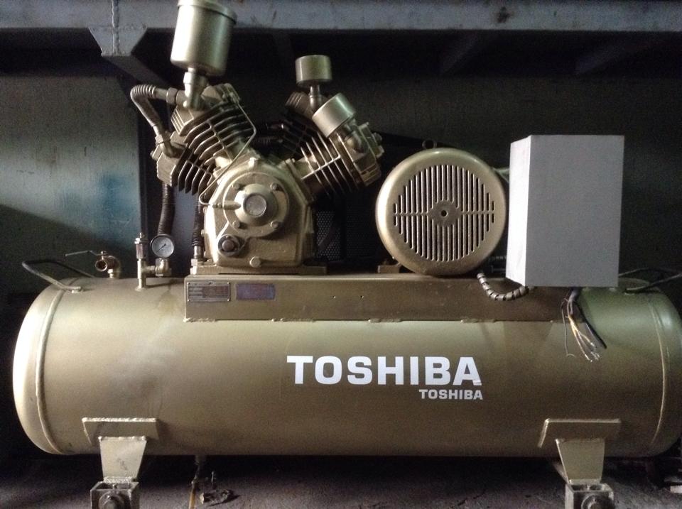 Máy nén khí Toshiba 11 kw